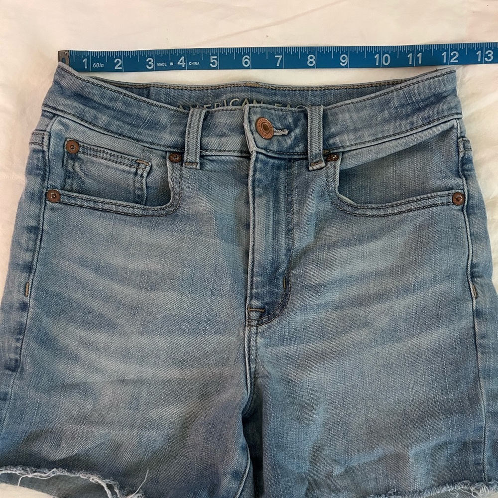 American Eagle Outfitters Light Blue Jean Stretch Shorts Size 2 - Picture 5 of 10